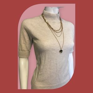 Banana republic short sleeve turtleneck top